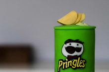 Load image into Gallery viewer, Sour Cream &amp; Onion Realistic 3D Pringles Cake