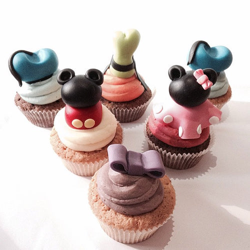 Cartoon character cupcakes
