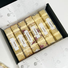 Load image into Gallery viewer, Wedding Cake Taster Box